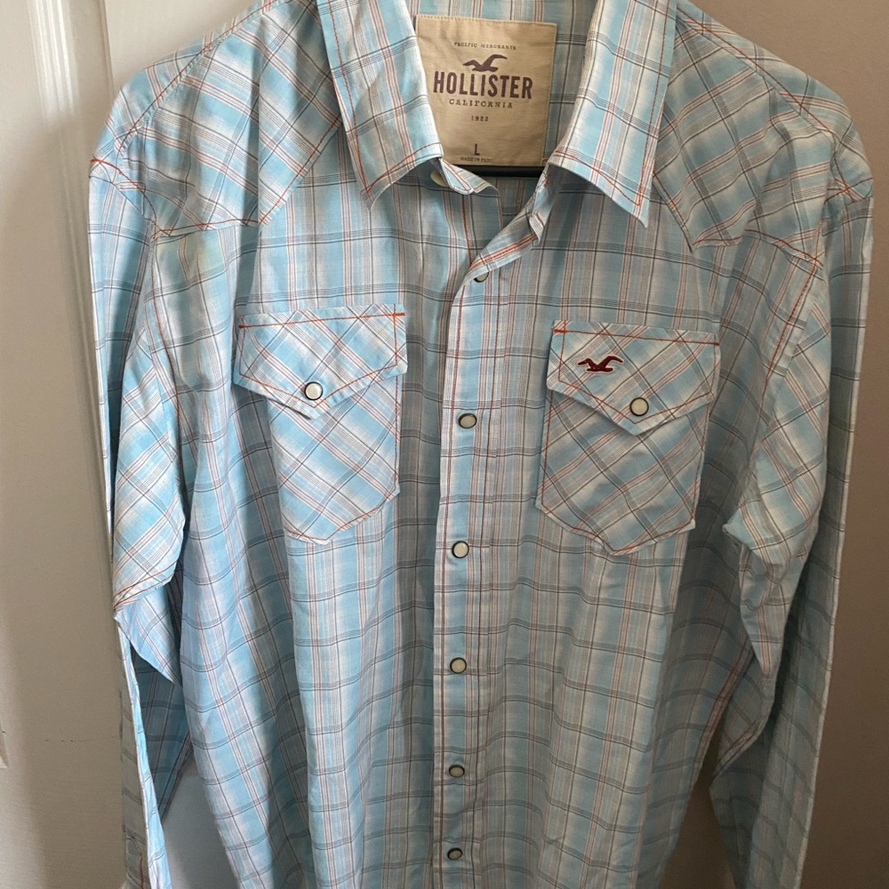 Hollister Men's Light Blue Checkered Shirt